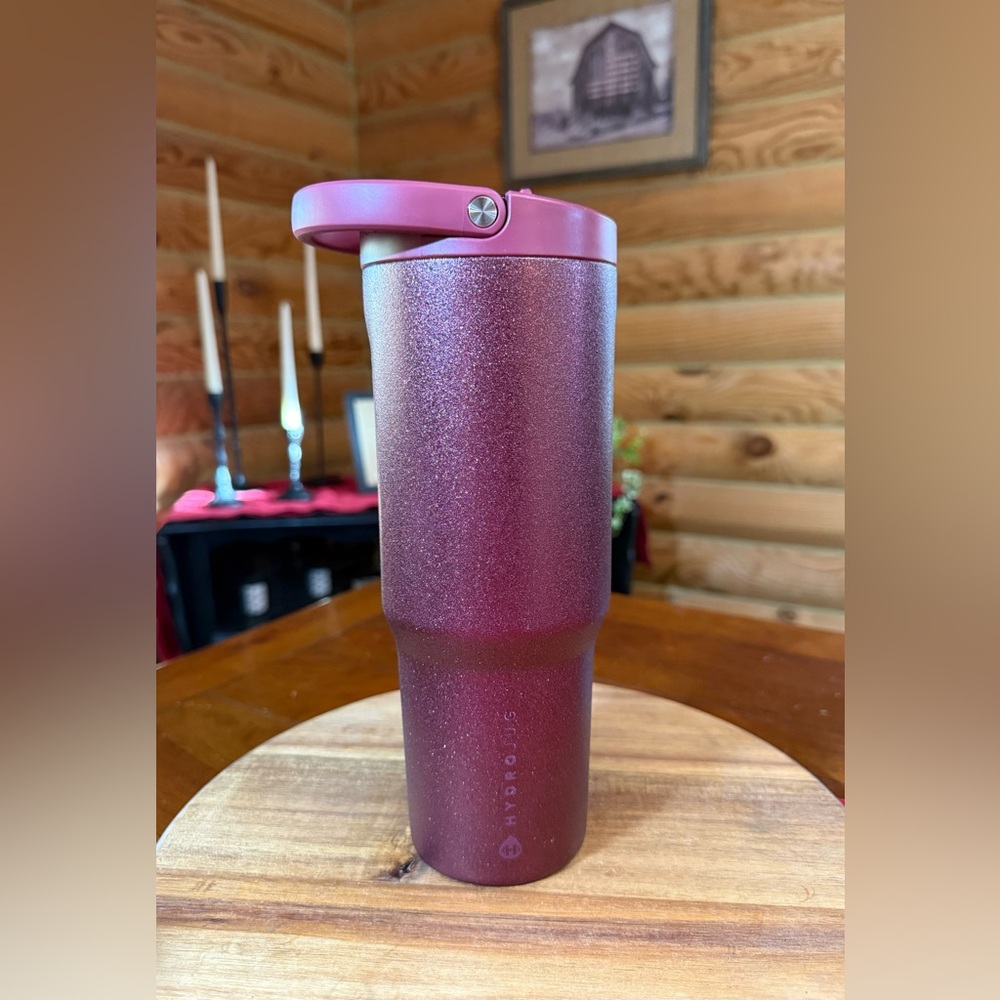 WINTER BERRY HydroJug 32oz Sport Tumbler • SOLD OUT